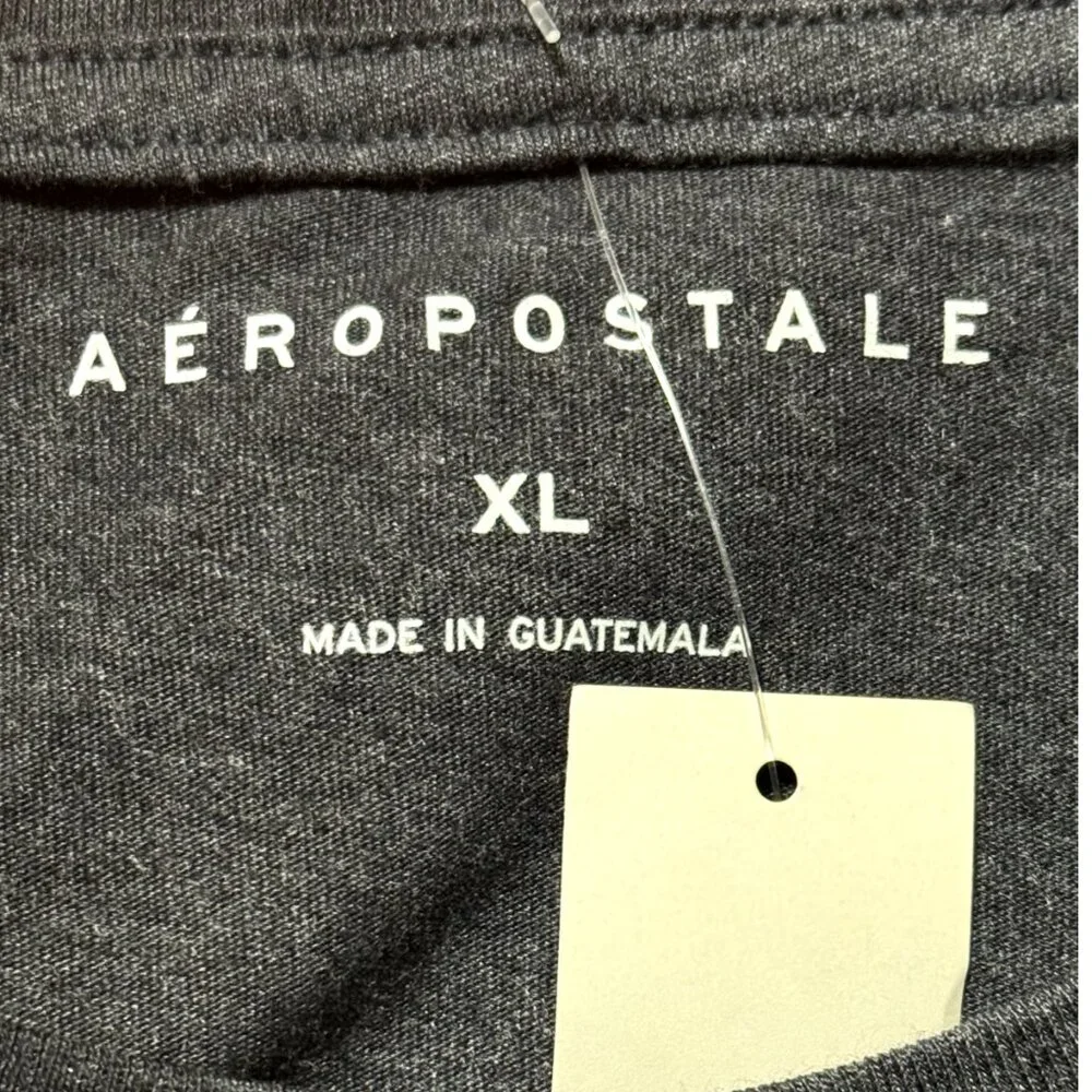 Aeropostale New York Gray T- Shirt Size XL - Picture 4 of 5
